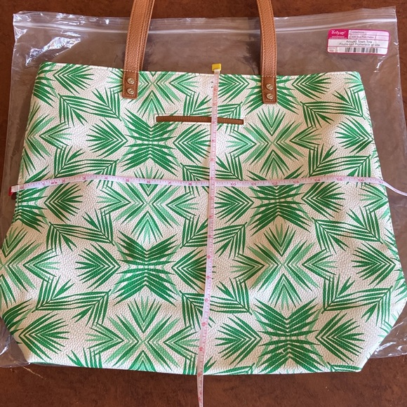 Thirty-one Around Town Tote in Deco Palm - Picture 7 of 9